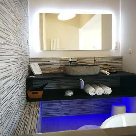 5&5 Rooftop Bed & Breakfast Clermont-Ferrand